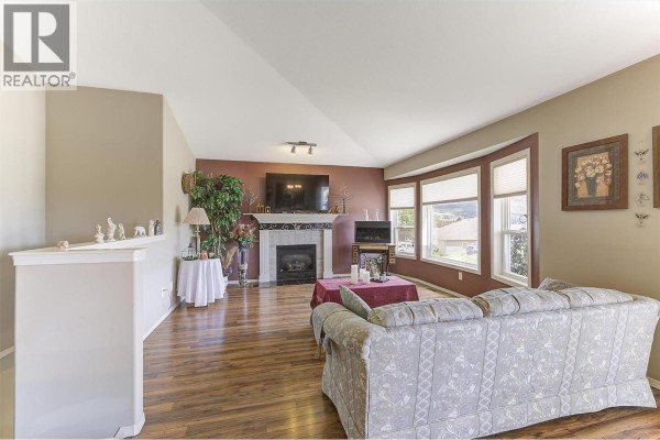 3684 Morningside Drive, West Kelowna, BC, photo 2