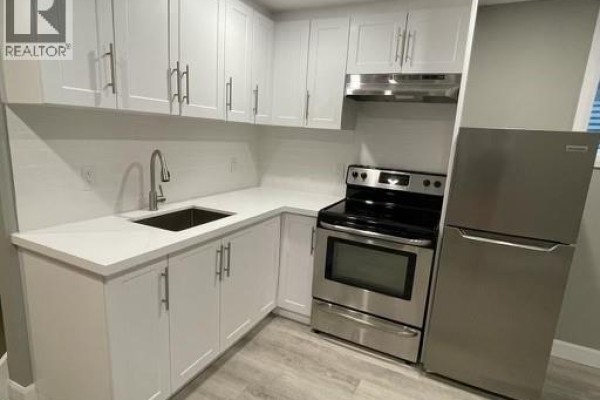 369 Sienna Crescent Unit# Lower, Kitchener, ON, photo 3