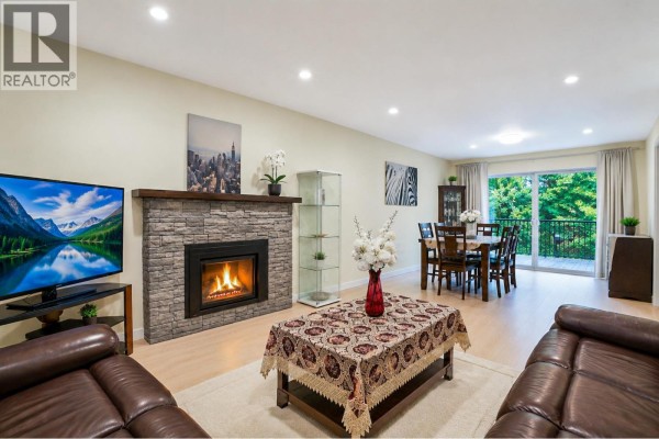 3691 Bargen Drive, Richmond, BC V6X2R7 Photo 4