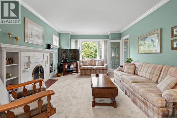3692 W 19th Avenue, Vancouver, BC V6S1C6 Photo 3