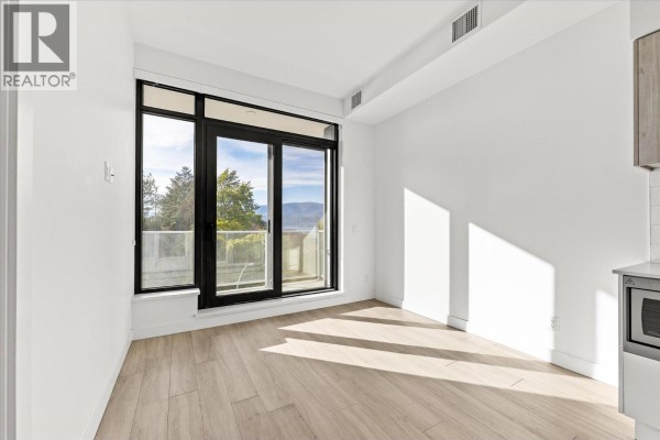 3699 Capozzi Road Unit# 407, Kelowna, BC V1W3L2 Photo 5