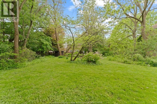 3699 Inglewood Avenue, Windsor, ON N9E4P3 Photo 3