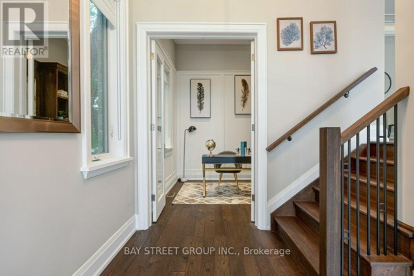 36a Doverwood Court, Toronto, ON, photo 3