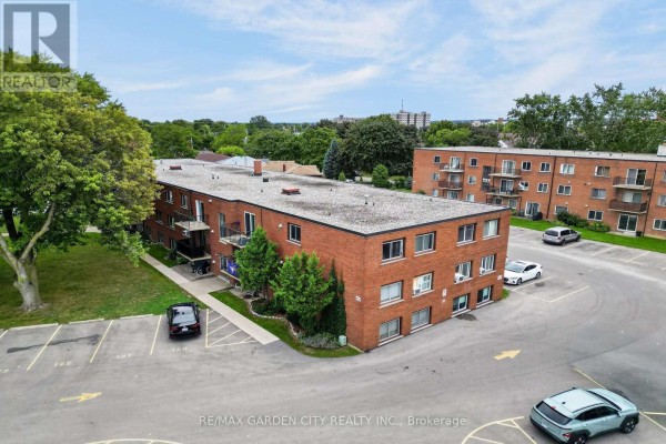 Kitchen - 37 - 452 Carlton Street S, St  Catharines, ON L2M4X1 Photo 3