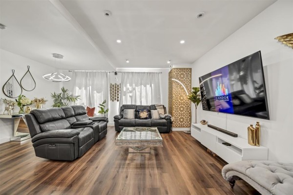 37 5858 132 Street, Surrey, BC V3X1N1 Photo 5