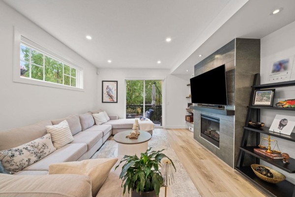 37 7238 189 Street, Surrey