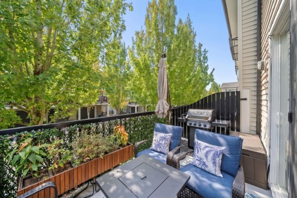 37 7238 189 Street, Surrey, BC V4N5Y8 Photo 4