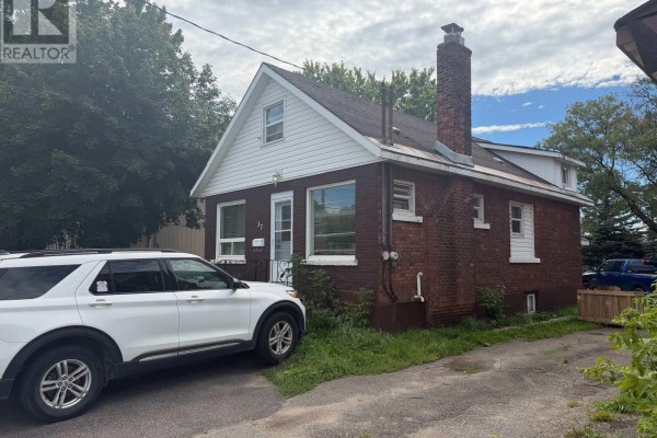 Kitchen - 37 Albert Street E, Sault Ste Marie, ON P6A2H7 Photo 2