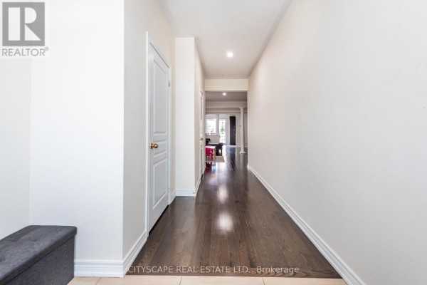 Primary Bedroom - 37 Aspermont Crescent, Brampton, ON L6P3Z5 Photo 5