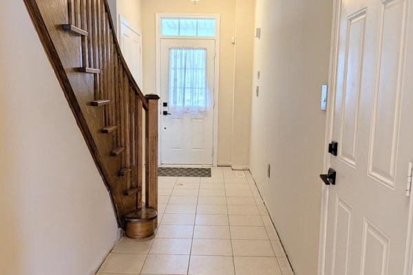 37 Biddens Square, Brampton, ON L6P0W4 Photo 3
