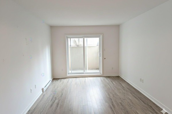 37 Boul. Lorrain, #22, Gatineau, QC J8P2C9 Photo 4