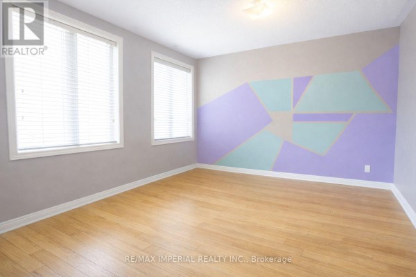 Eating area - 37 Carnahan Terrace, Toronto, ON M4E0B2 Photo 3