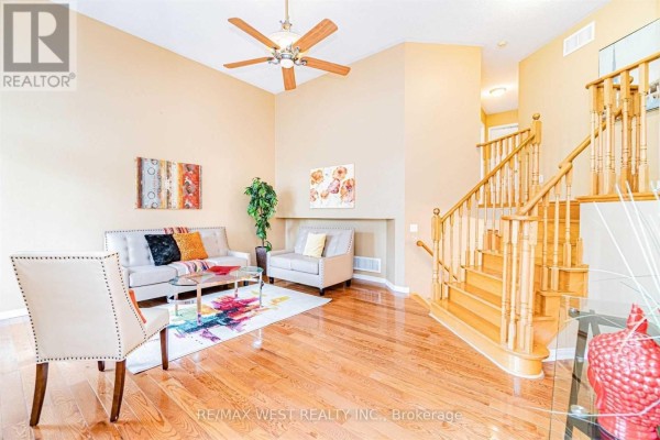37 Charleswood Circle, Brampton, ON L7A1Z1 Photo 5
