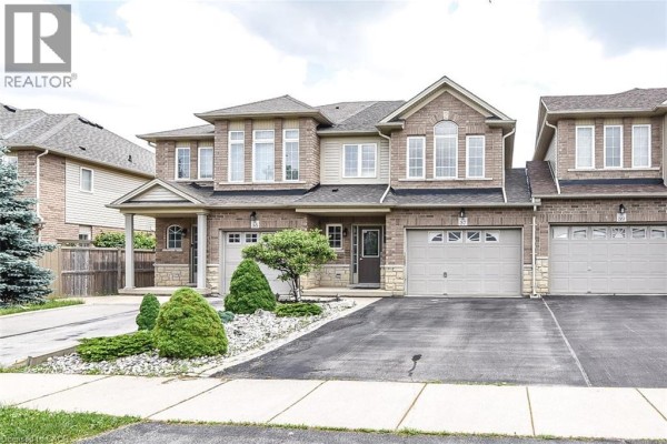 Townhouse for rent at 37 Cornerstone Drive, Stoney Creek, ON - MLS® QSlUjc
