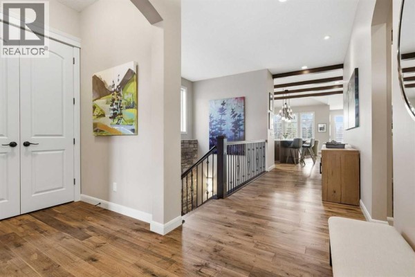 Foyer - 37 Cranbrook Heights Se, Calgary, AB T3M1W5 Photo 4