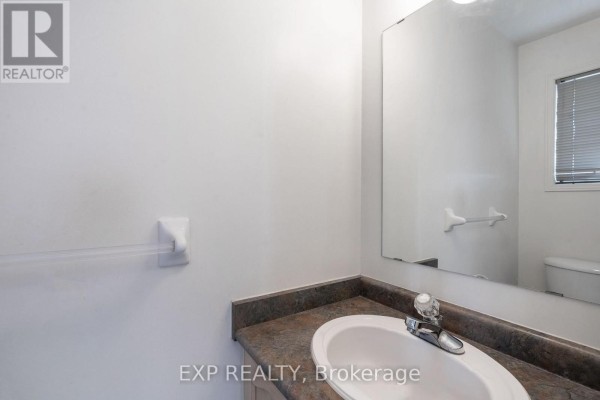 Kitchen - 37 - 200 Cresthaven Road, Brampton, ON L7A1J5 Photo 3