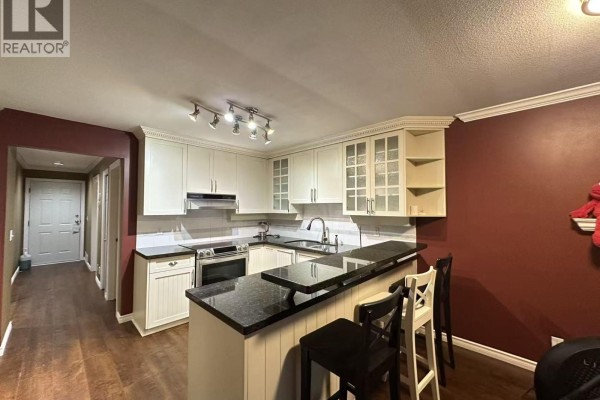 37 Deerwood Place, Port Moody, BC V3H4X7 Photo 4