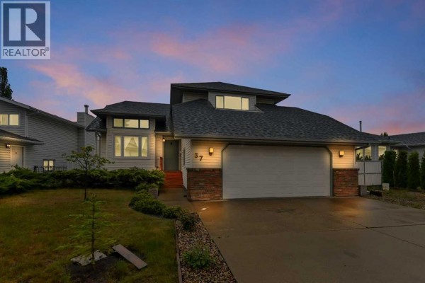 37 Denovan Crescent, Red Deer, AB, photo 3