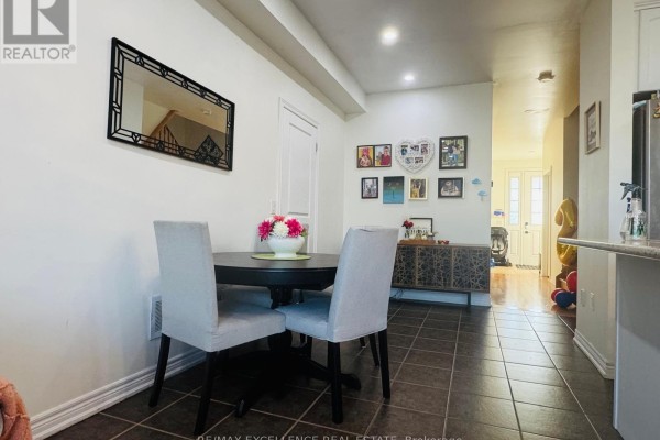 37 Dufay Road, Brampton, ON L7A4A2 Photo 4