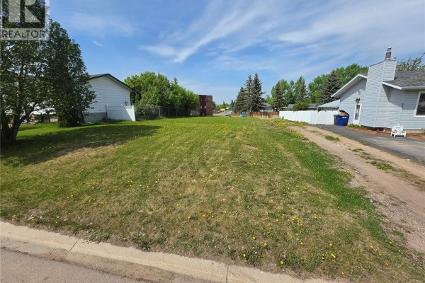 37 Dunfield Crescent, Meadow Lake, SK, photo 2