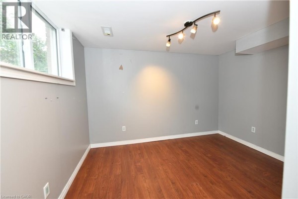 Primary Bedroom - 37 Ebury Crescent, London, ON N6C3E1 Photo 5