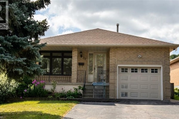 Residential for rent at 37 Elora Drive, Hamilton, ON - MLS® eeaiM1