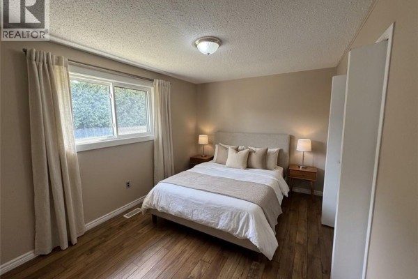 37 Elora Drive, Hamilton, ON, photo 3