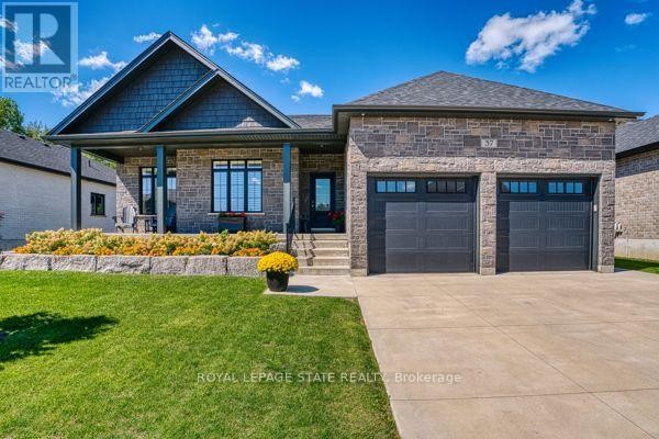37 Gilmer Crescent, North Perth, ON, photo 2