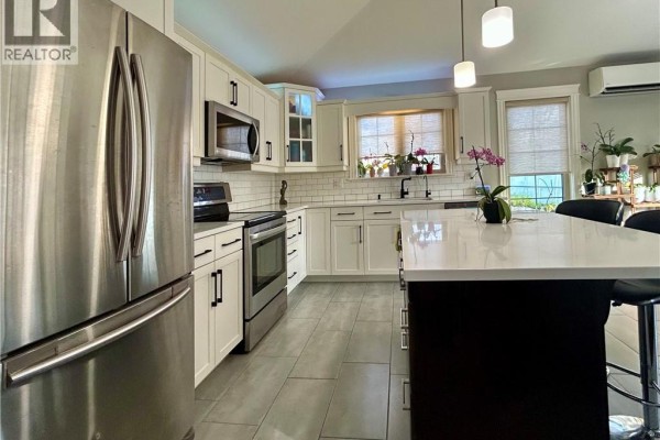 3pc Bathroom - 37 Guy Street, Shediac, NB E4P0L5 Photo 4