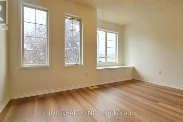 Dining room - 37 Holmwood Street, Richmond Hill, ON L4B4K5 Photo 3