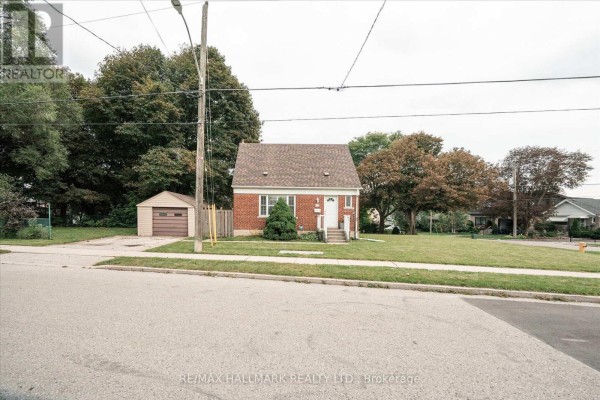 37 Holswade Road, Toronto, ON, photo 2