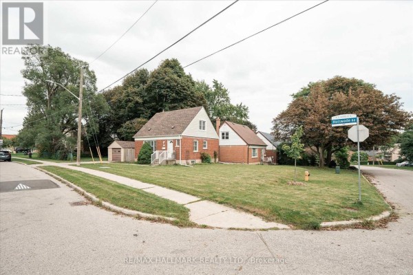 37 Holswade Road, Toronto, ON, photo 3