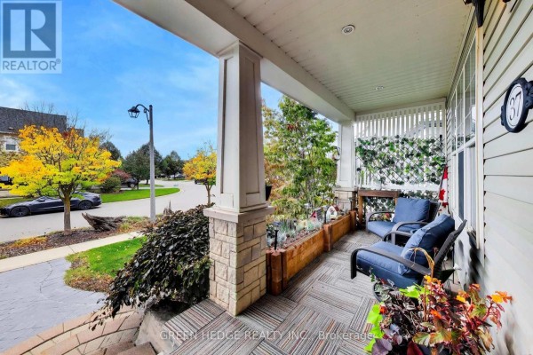 37 Hurst Street, Halton Hills, ON L7J2Z8 Photo 4