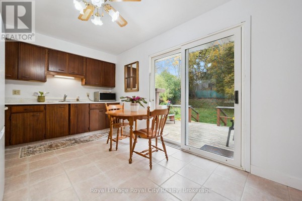 Kitchen - 37 Kenwood Crescent, Guelph, ON N1H6E4 Photo 2