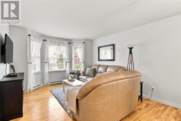 Living room - 37 Kincaid Street, St  John S, NL A1A6A5 Photo 4