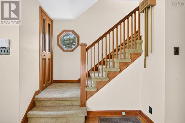 Family room - 37 Lawson Avenue, Dartmouth, NS B2W2Z2 Photo 4