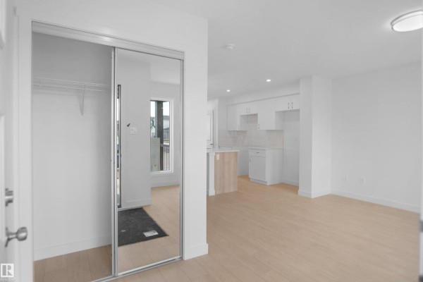 Kitchen - 37 Leawood Li, Spruce Grove, AB T7X4V1 Photo 3
