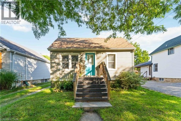 37 Maplecrest Avenue, St  Catharines, ON, photo 3