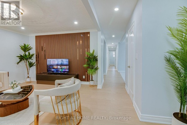 37 Mason Road, Toronto