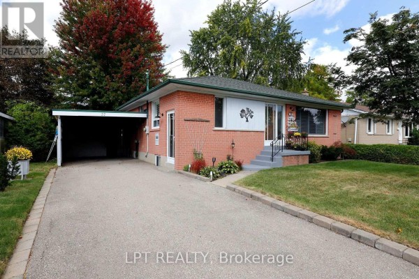 Kitchen - 37 Mcgilvray Crescent W, Halton Hills, ON L7G1L7 Photo 2