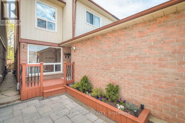 Kitchen - 37 Mcknight Drive, Toronto, ON M1B2Z4 Photo 3