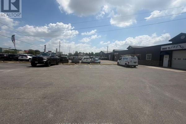 37 Mill Street West W, Chatham Kent, ON, photo 3