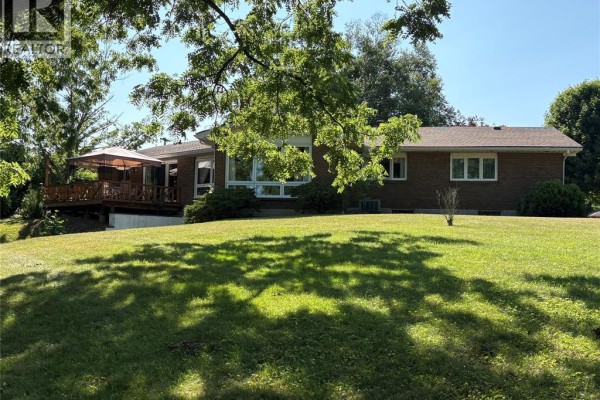 Workshop - 37 Park Lane, Lambton Shores, ON N0N1J0 Photo 4