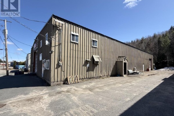 37 Perini Rd, Elliot Lake, ON, photo 2