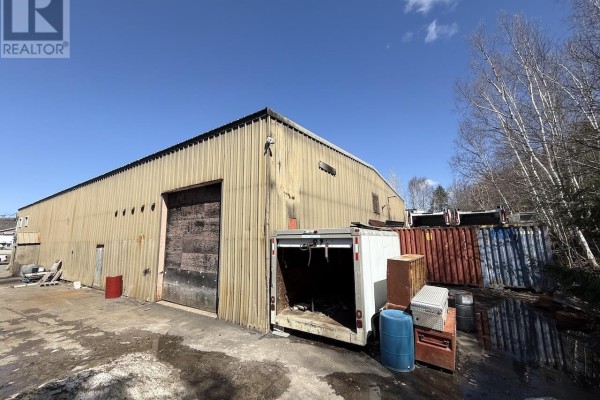 37 Perini Rd, Elliot Lake, ON, photo 3