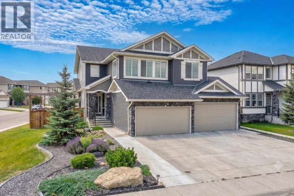 37 Rainbow Falls Boulevard, Chestermere