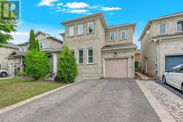 Kitchen - 37 Redfinch Crescent, Vaughan, ON L4H2C5 Photo 3