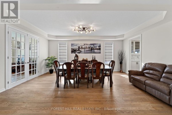 Eating area - 37 Rugman Crescent, Springwater, ON L9X2A2 Photo 4
