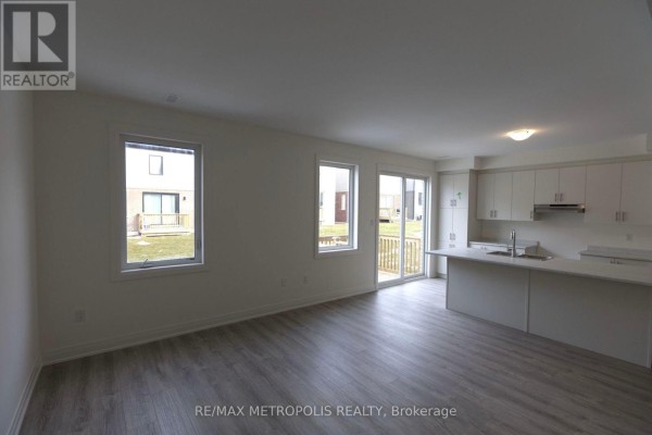 37 Shepherd Drive, Barrie, ON L9S2Z4 Photo 4