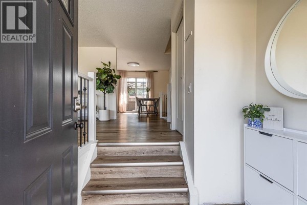 4pc Bathroom - 37 Sunflower Court Se, Medicine Hat, AB T1B2H6 Photo 5